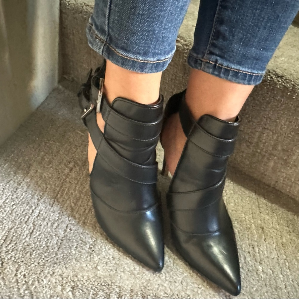 Zara Pointed Toe Heels - Picture 3 of 6